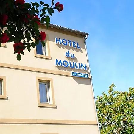 מלון Du Moulin 3*